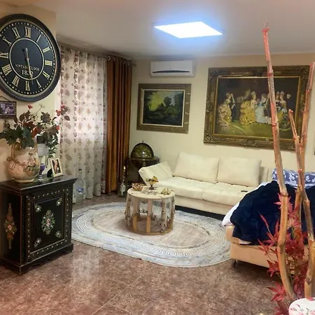 Selvia Apart-home Τίρανα
